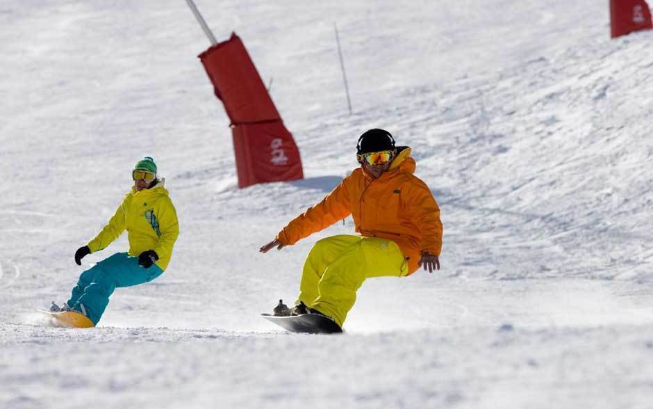 Snowboarding in Les Gets