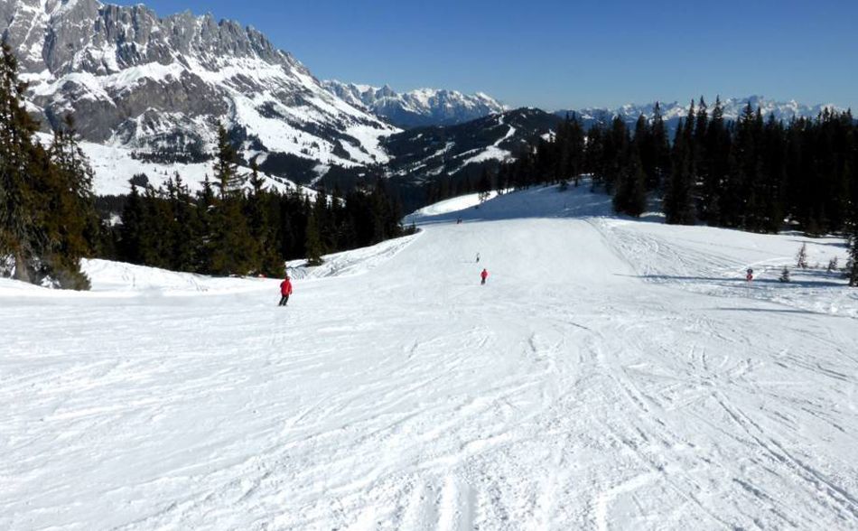Skiing in Maria Alm