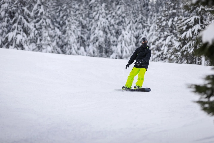 Snowboarding in Murren