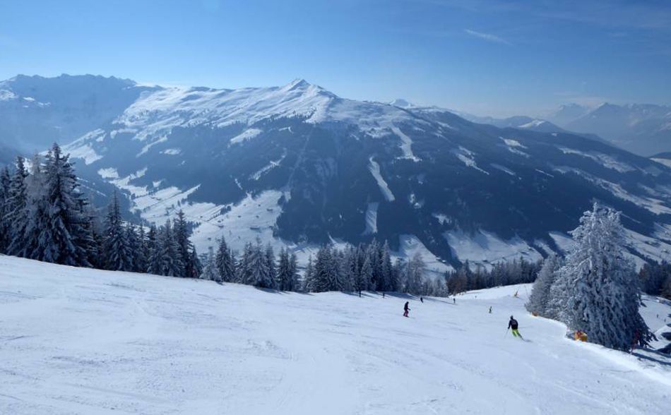 Skiing in Niederau-Oberau
