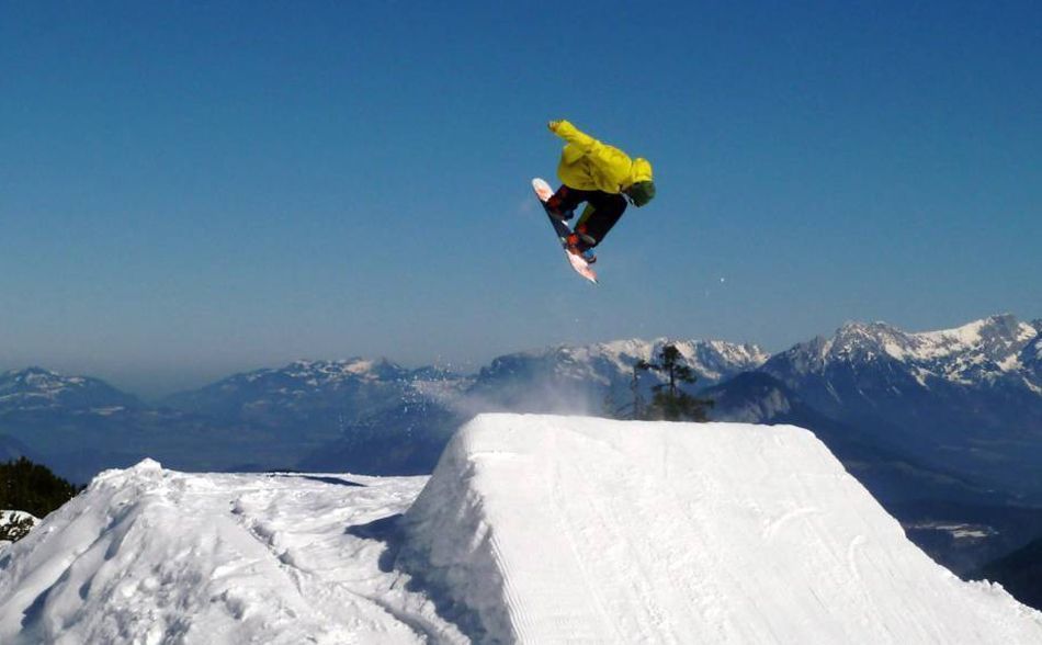 Snowboarding in Niederau-Oberau