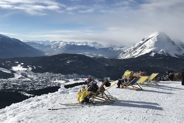 Snowboarding in Oberlech