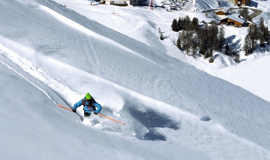 Skiing in La Plagne