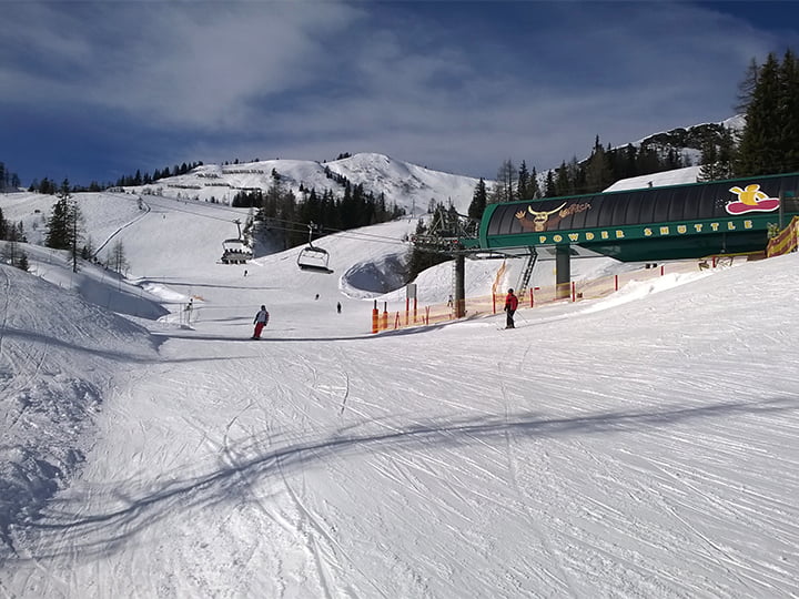 Skiing in Flachau