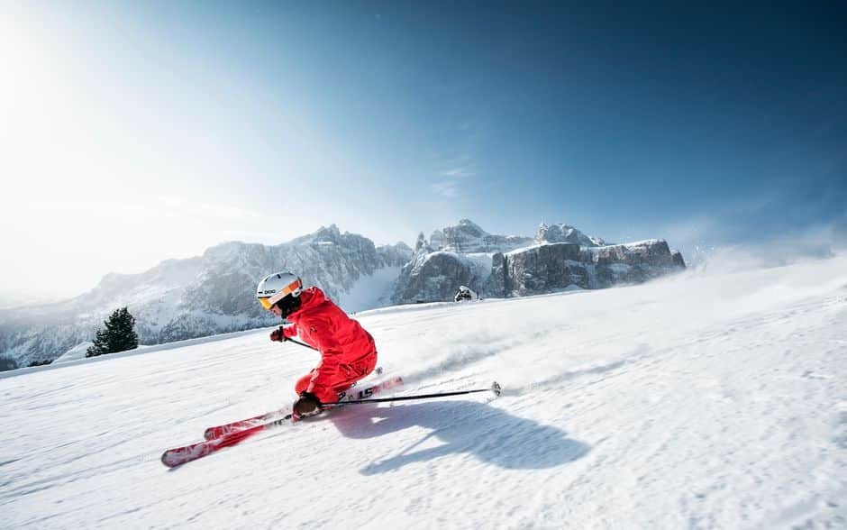 Skiing in Colfosco