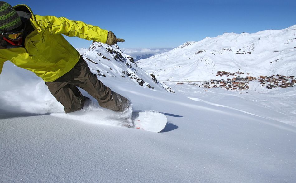 Snowboarding in Val Thorens