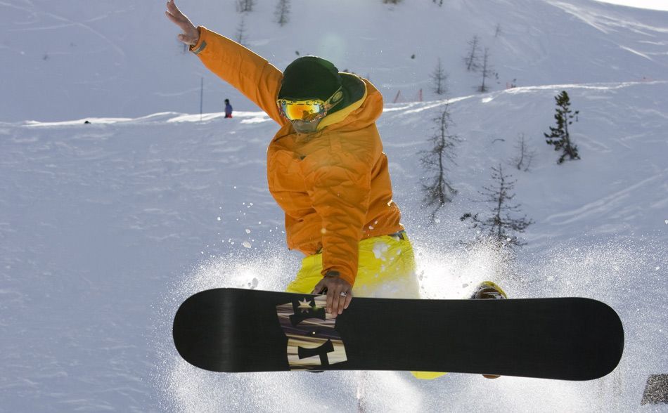 Snowboarding in St. Martin de Belleville