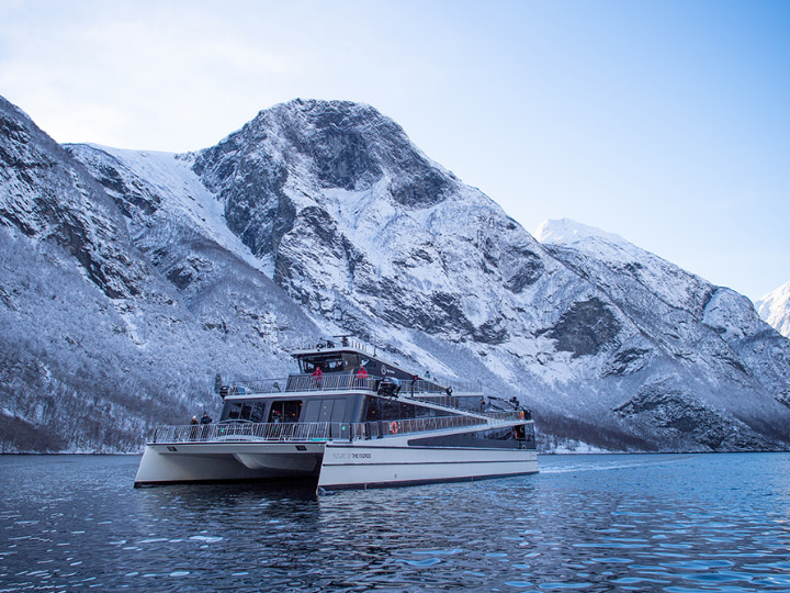 Myrkdalen luxury fjord tour