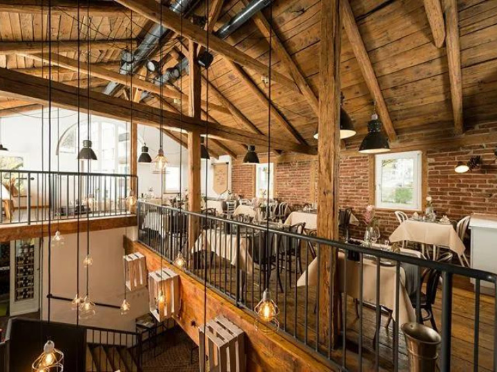 Kraftwerk Restaurant & Wine Bar in Zell am See