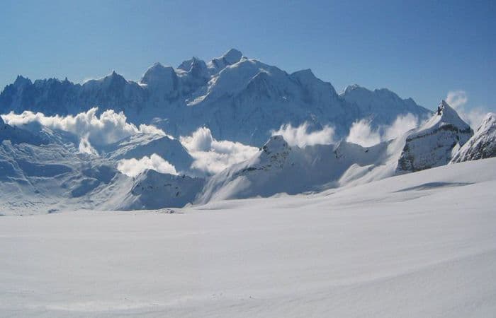 Spring skiing in Flaine, France