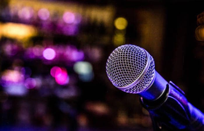 Après ski karaoke