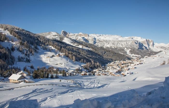 Skiing in Alta Badia