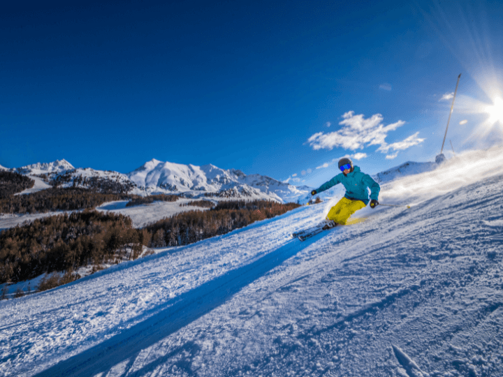 Pila Skiing