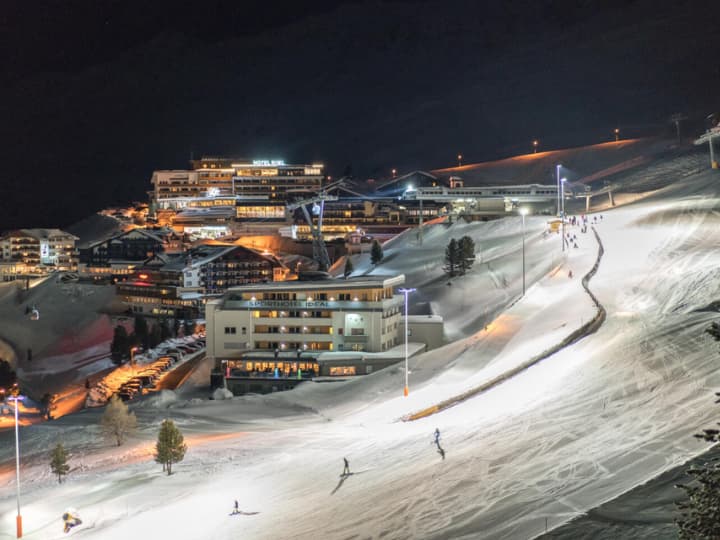 Night skiing in Obergurgl